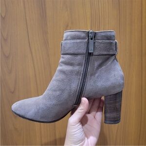 Aquatalia Gray Suede Ankle Booties